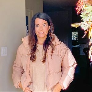 Meet your Posher, Brooke